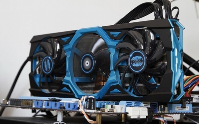 Sapphire Radeon R9 290 Vapor-X Tri-X