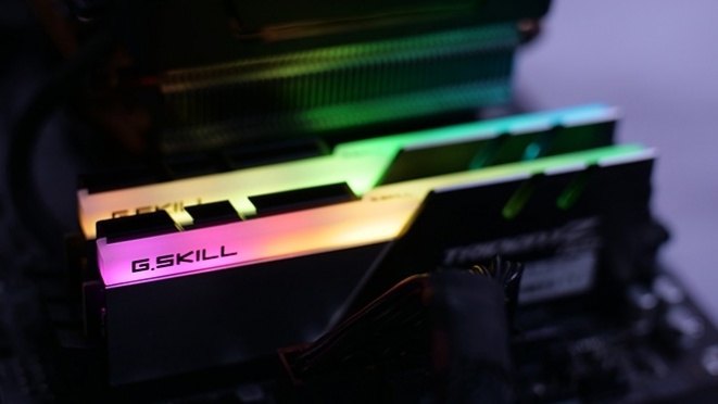 G.Skill Trident Z NEO 3600 CL16 (Video)