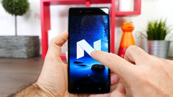 Nokia 8 (Video)