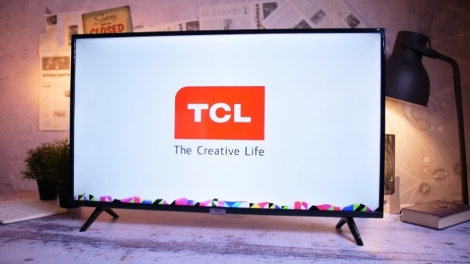 TCL 40ES560 TV (Video)