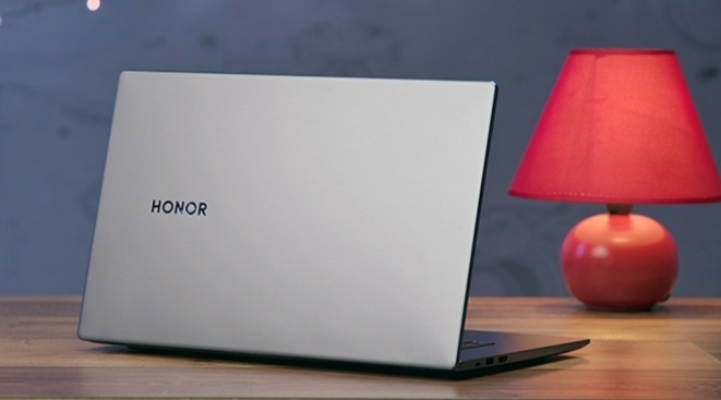 HONOR MagicBook15 (Video)