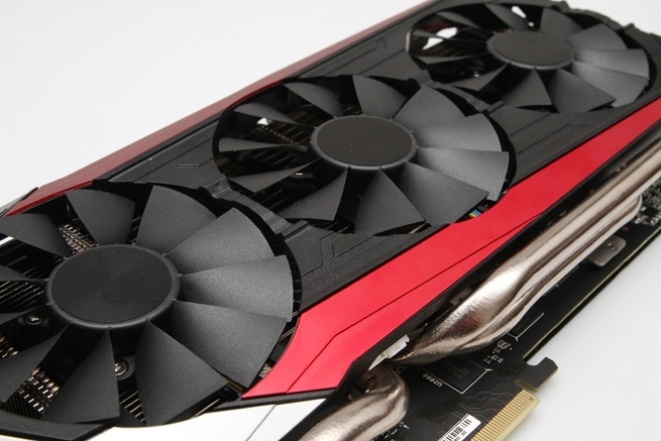 Asus Radeon R9 390X DirectCU III Strix OC 8 GB