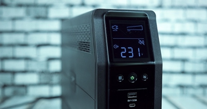 APC Back-UPS Pro 1200SI (Video)