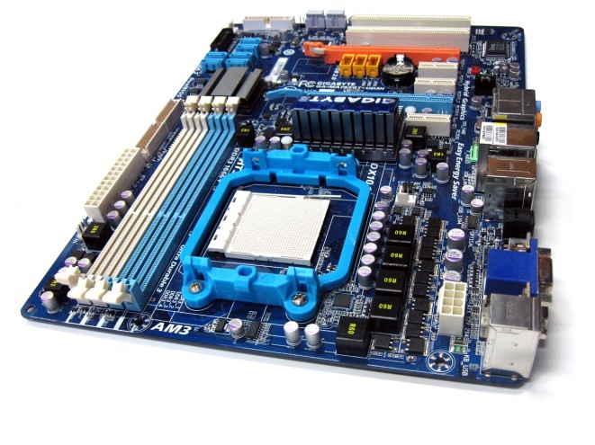 Gigabyte MA785GT-UD3H