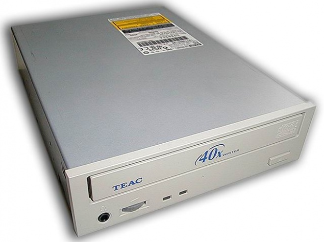 TEAC CD-W540E (40/12/48x)