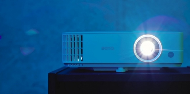 Benq TH585 gaming projektor (Video)