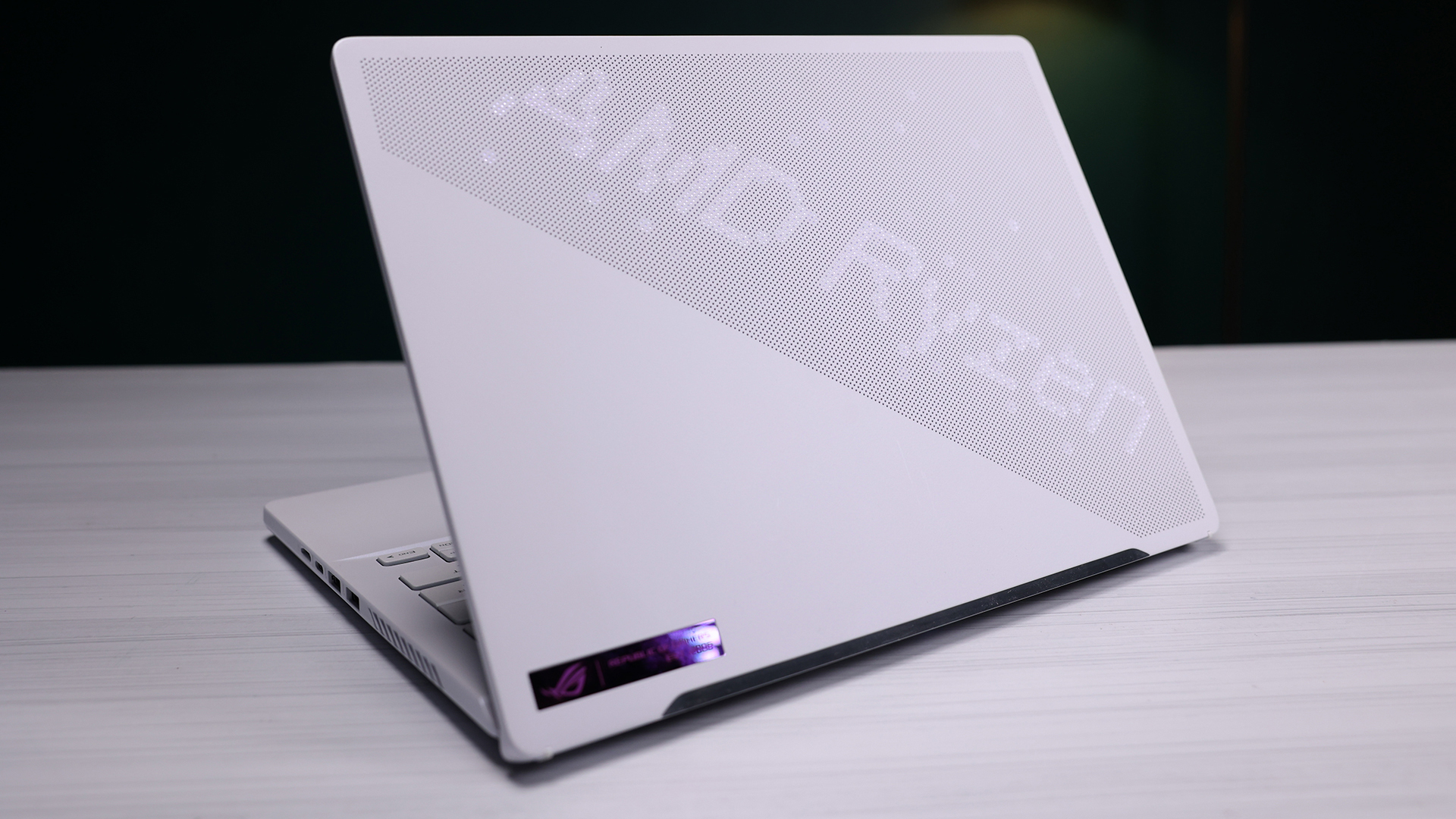 AMD Advantage – gejming prenosni računari