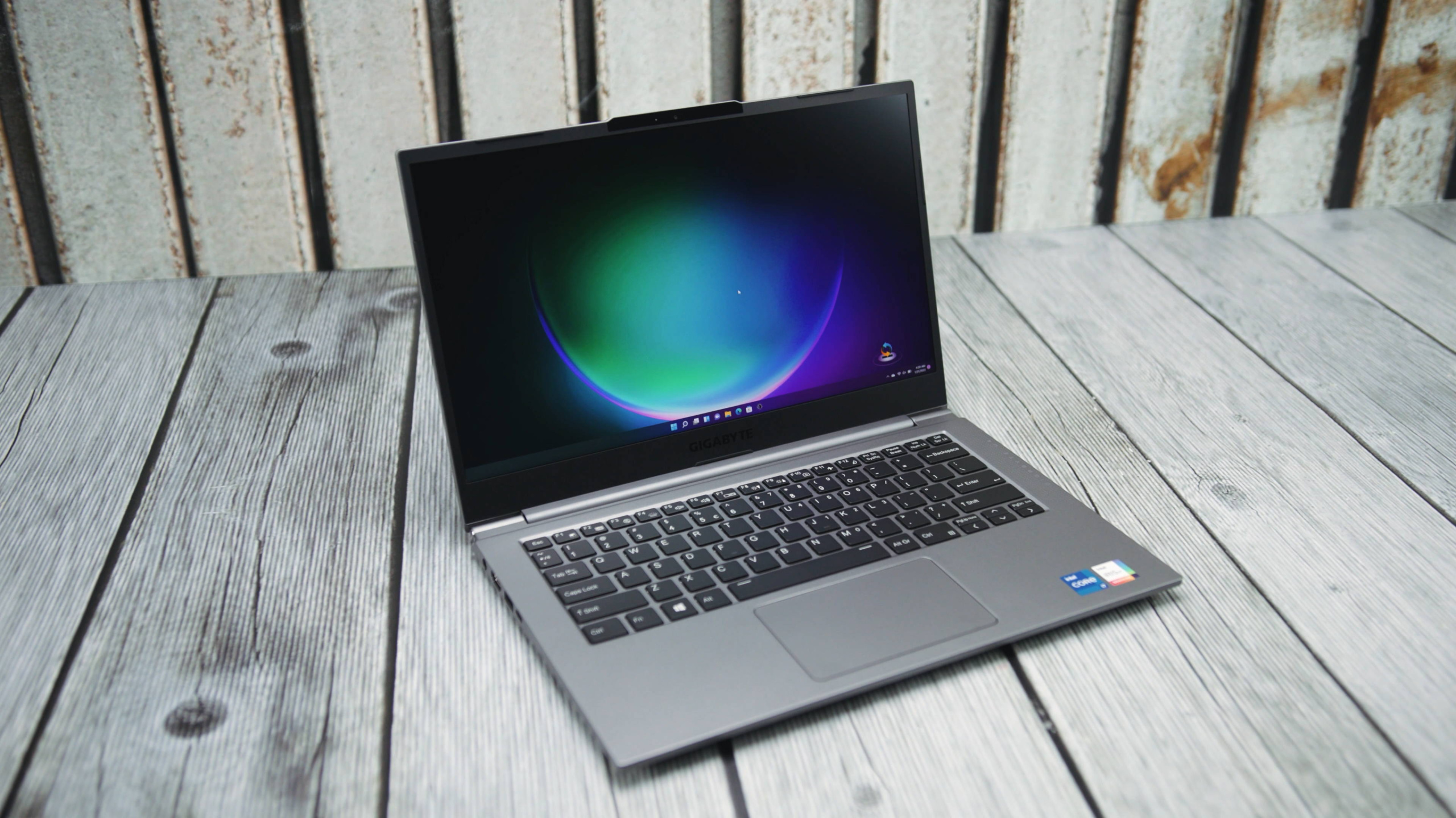 Gigabyte U4 UD test - ultrabook