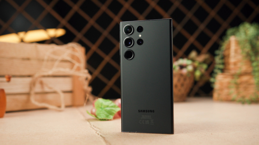 Samsung Galaxy S24 Ultra bi mogao da izgubi jednu od najboljih kamera