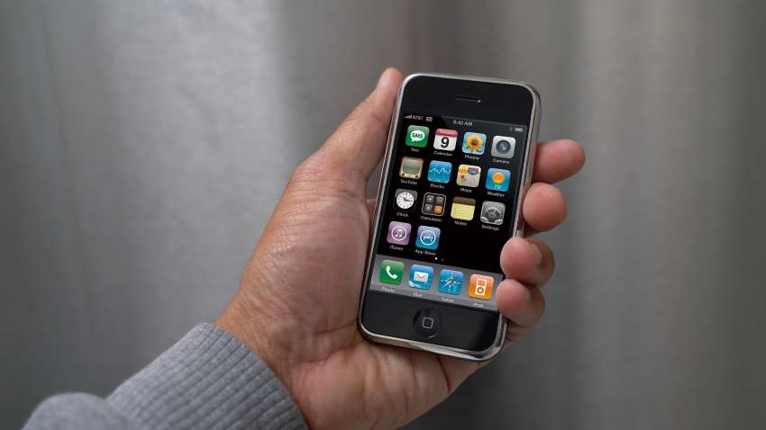iPhone prve generacije uskoro na aukciji 