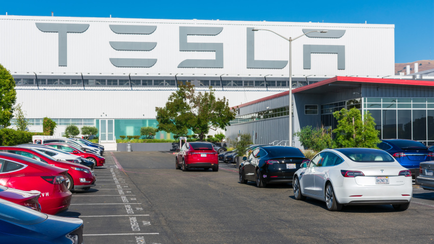 Tesla dominira evropskim EV tržištem u prvoj polovini godine