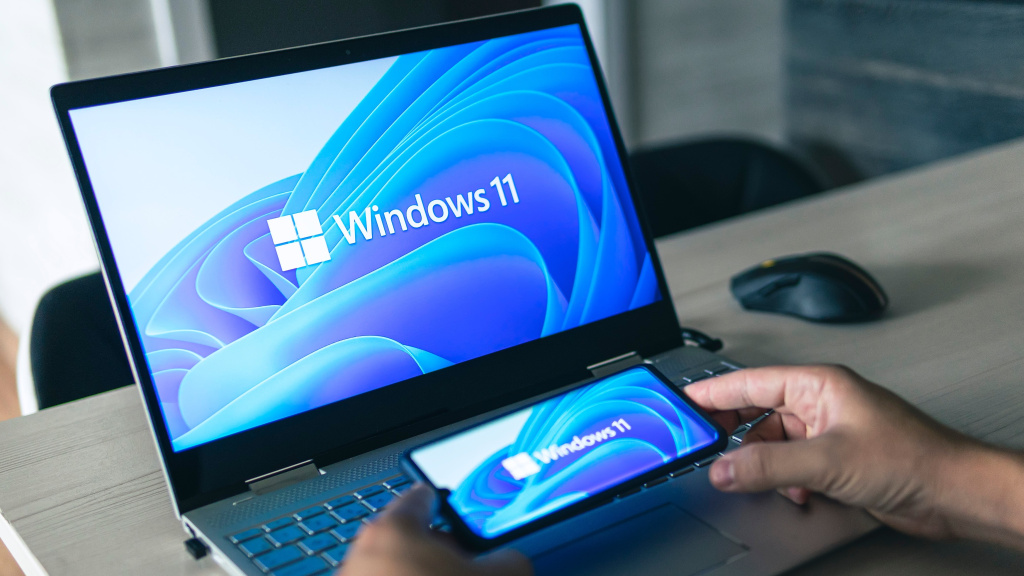 Windows 11-Windows 11 on laptop-operating system