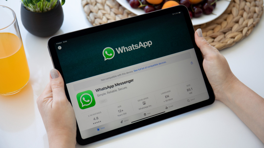 WhatsApp za tablete dobija dva panela