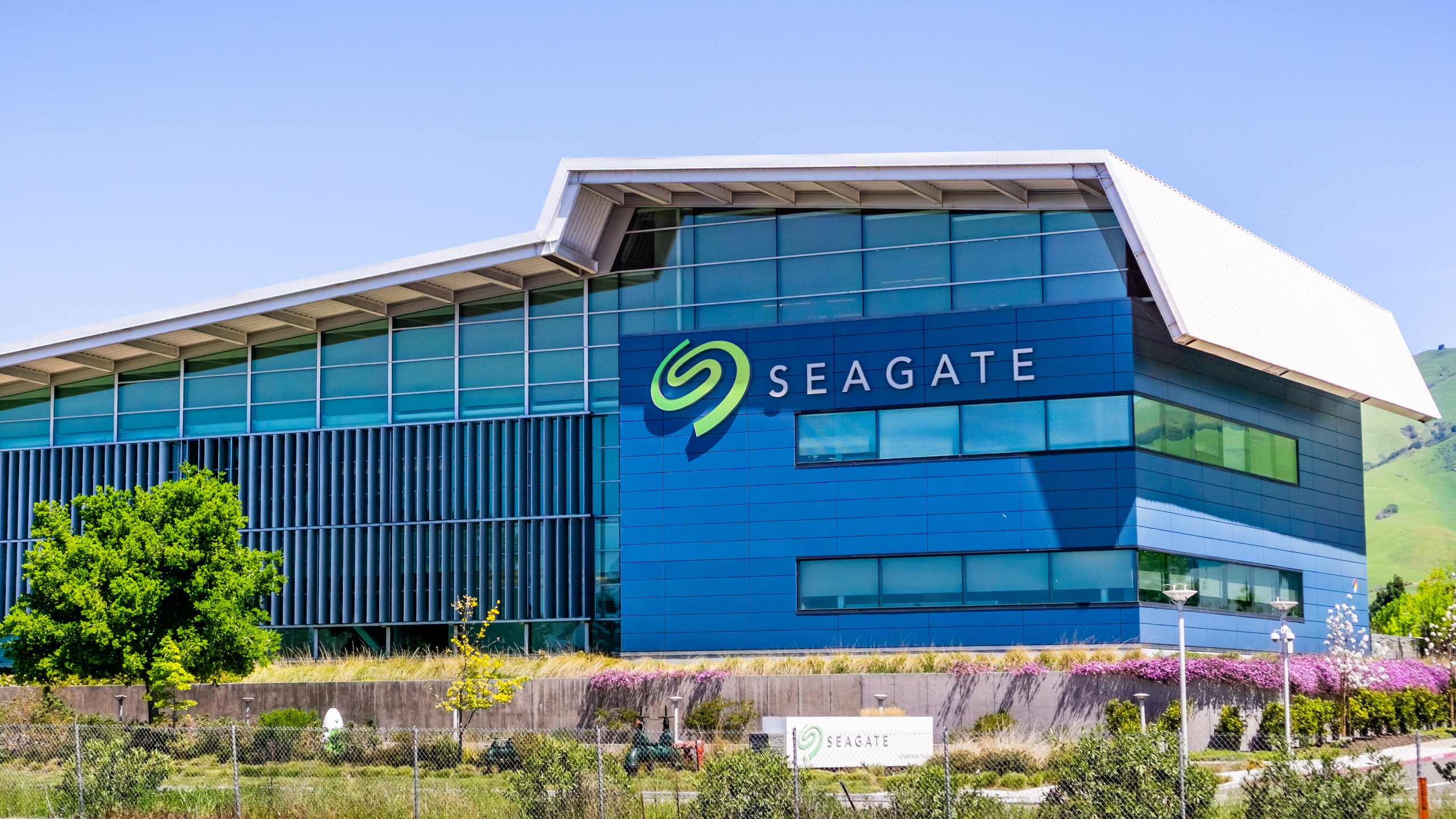 seagate-zgrada-scaled.jpg
