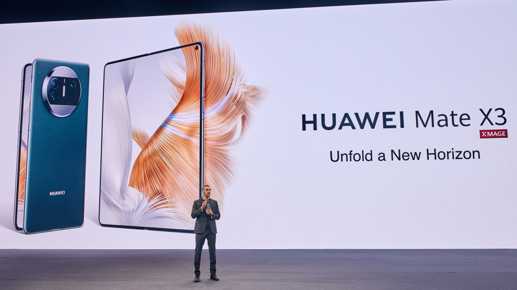 Huawei premijera Mate X3