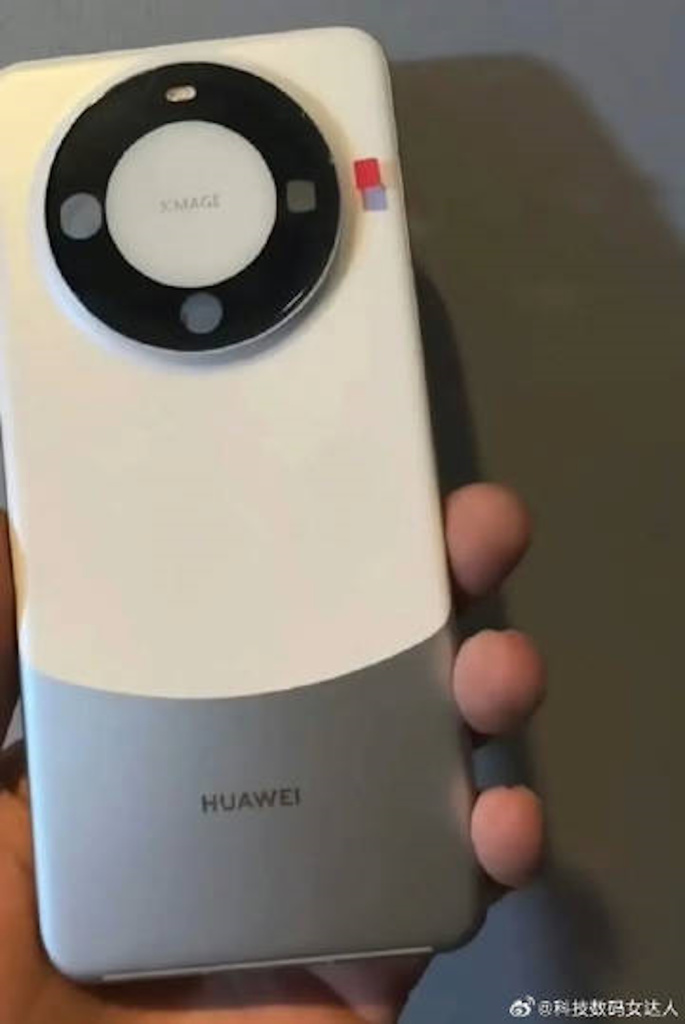 Navodni Huawei Mate 60, kružno „ostrvo“ za tri kamere