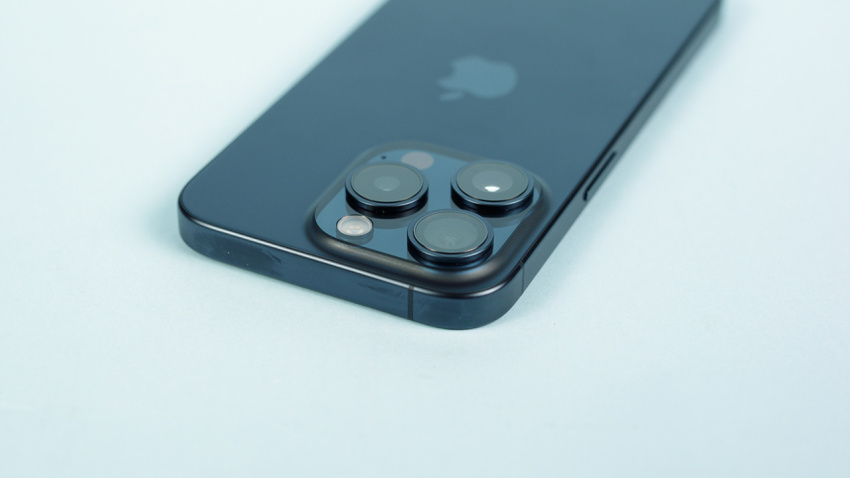 iPhone 15 Pro je najslabije ocenjen Apple Pro model ikada