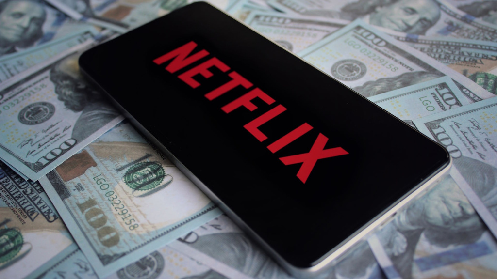 Netflix is ​​planning to raise the price of its services, but is reportedly waiting for the actors' strike to end first
