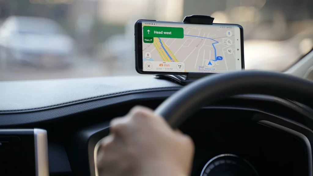 Google Maps kod u beta verziji otkriva da aplikacija možda dobija sopstvenog četbota