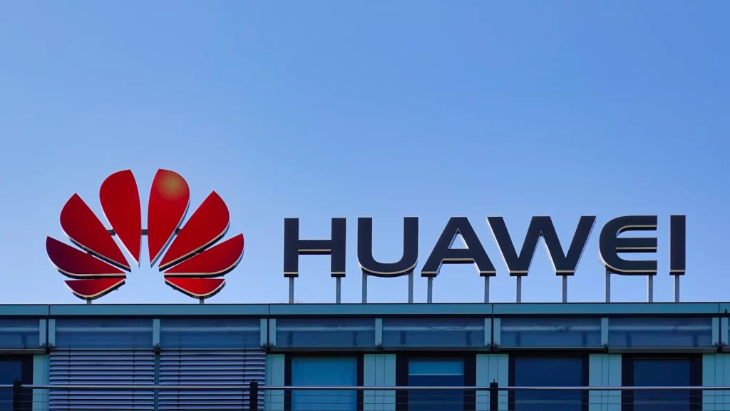Huawei planira proizvodnju 100 miliona pametnih telefona za 2024.