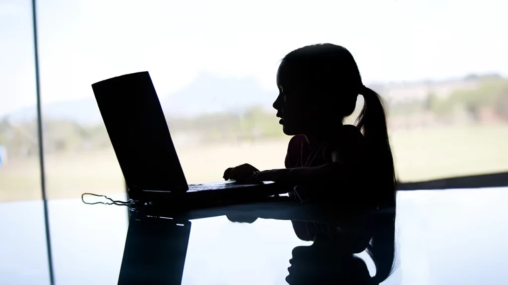 Bezbednost dece na internetu: Izrael i 14 evropskih zemalja među najgorima na svetu