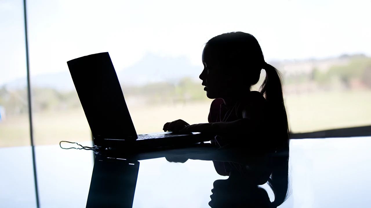 Meta-tuzba-privatnost-dece.webp