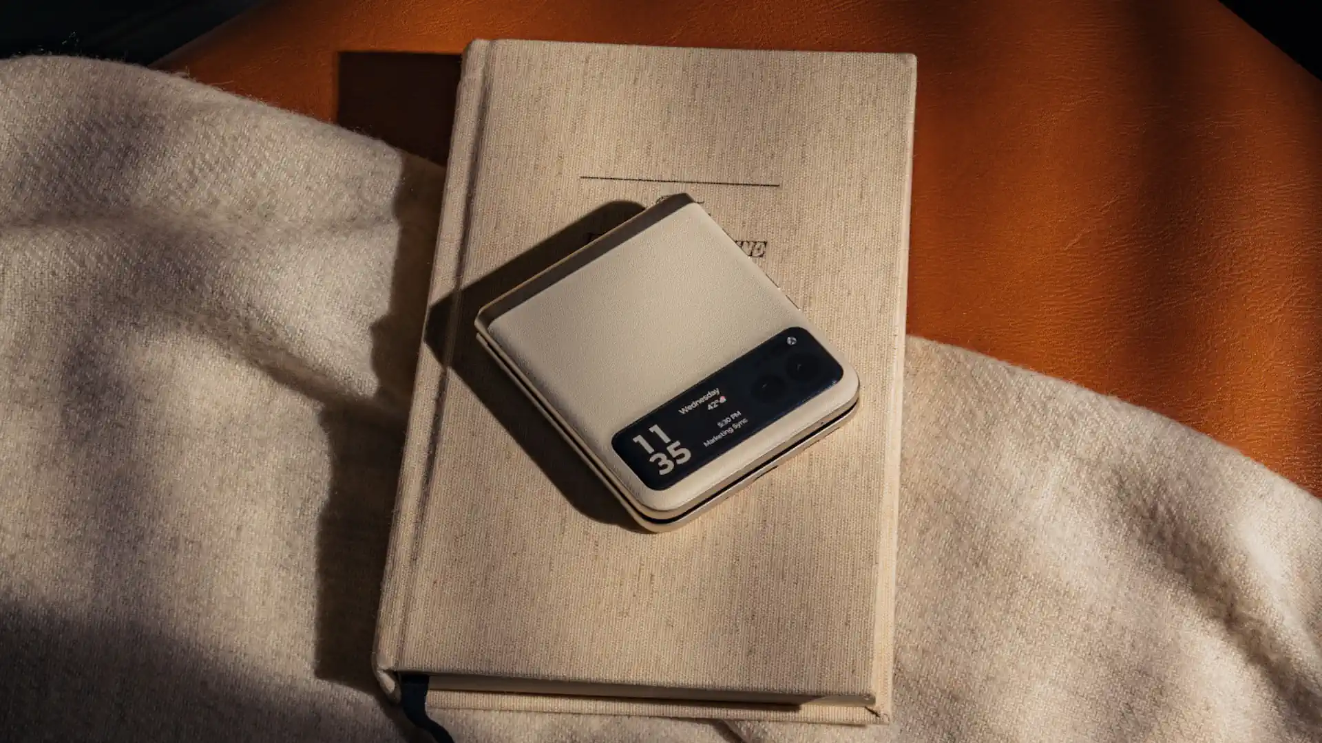 motorola-razr-40-bez.webp