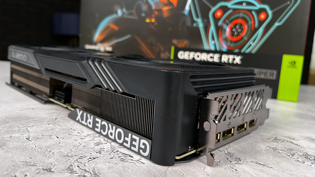 Gigabyte-GeForce-RTX-4070-Ti-SUPER