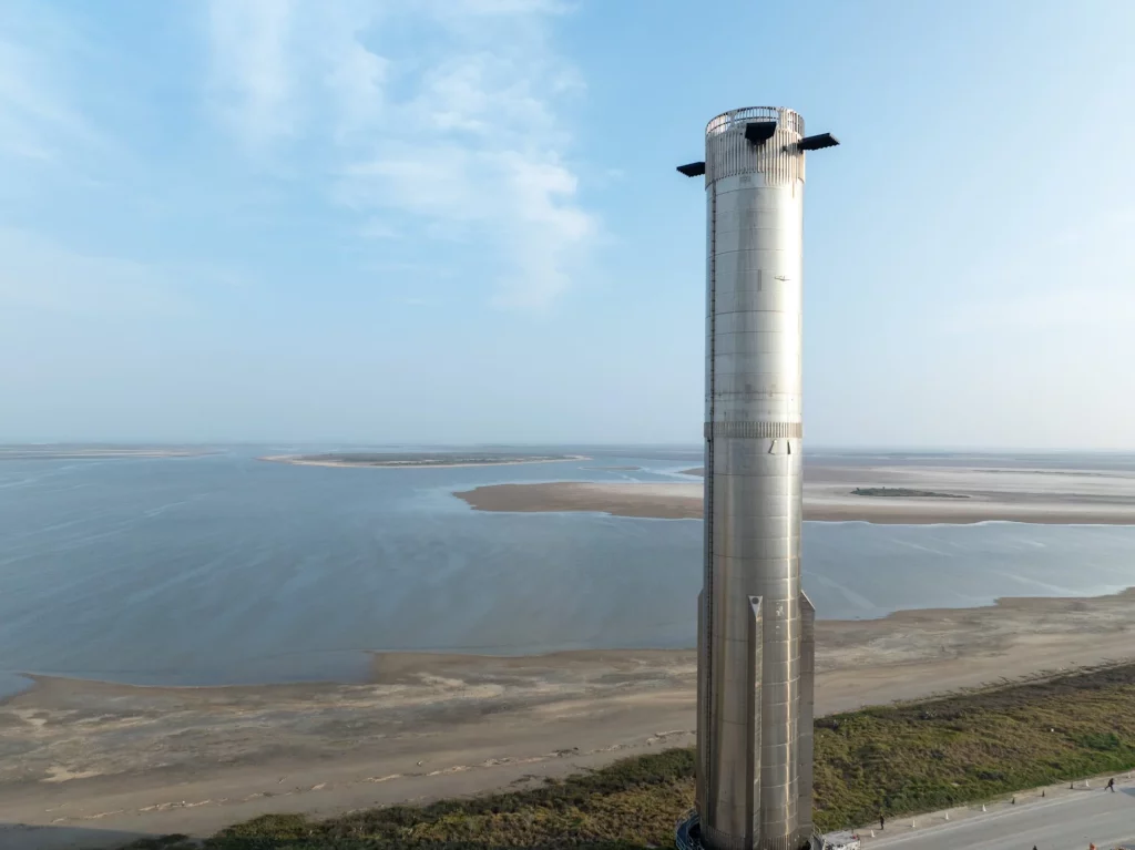 SpaceX Starhip raketa // Mask: SpaceX Starship raketa bi trebalo da stigne na Mesec kroz manje od pet godina
