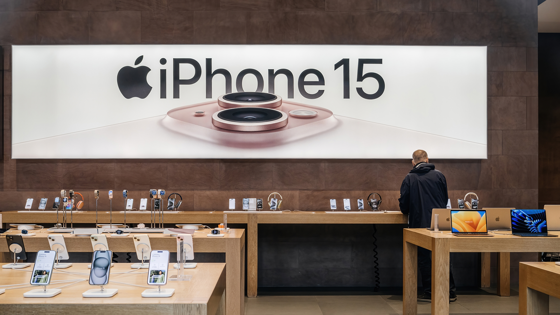 iPhone-15-prodavnica.jpg