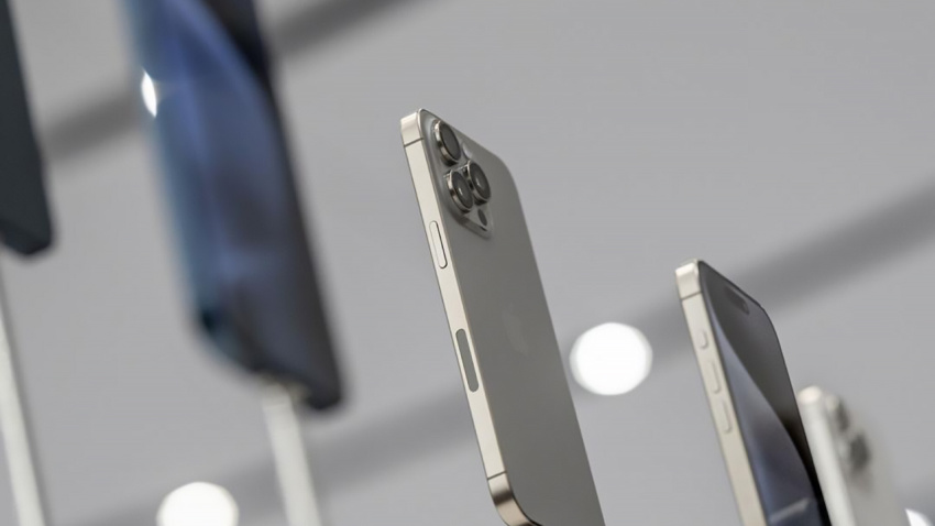 iPhone 16 Pro će biti još lepši, Apple koristi polirani titanijum i vraća teksturu visokog sjaja