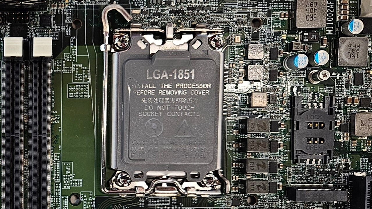 Intel-LGA1851.jpg