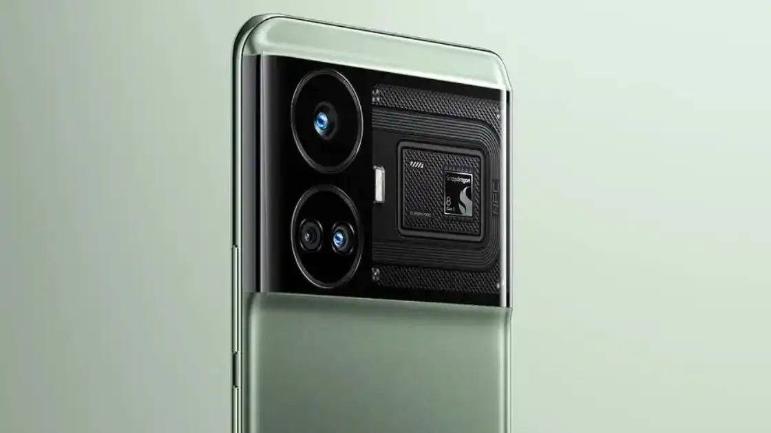 Realme-GT-Neo-6-1-copy.webp
