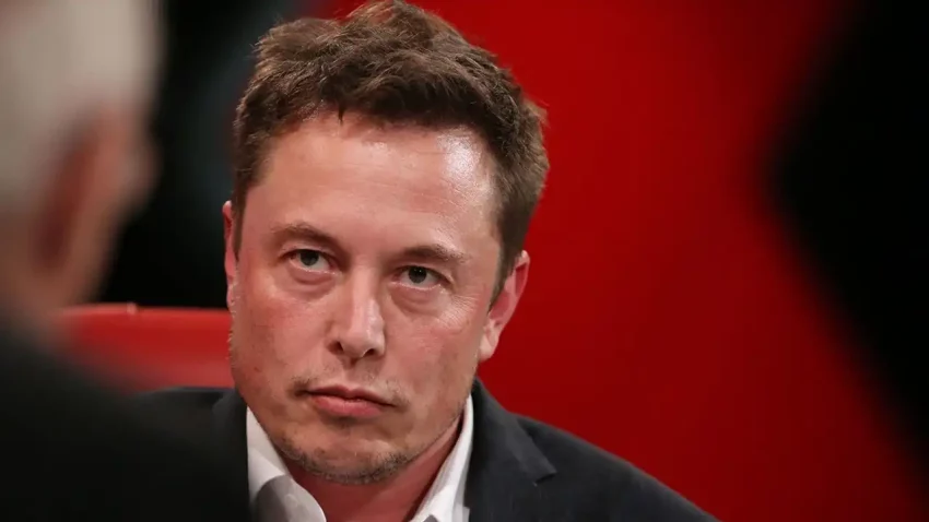 Elon Musk pod udarom kritika akcionara Tesle – ne zaslužuje višemilionsku nagradu