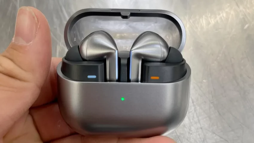 Samsung Galaxy Buds 3 i Pro dizajn se pojavio uživo