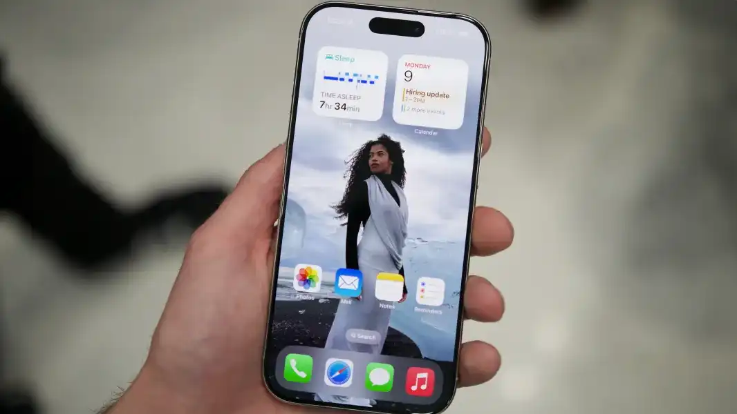 iPhone-opcija-punjenja-baterije-na-iOS-18-prva.webp