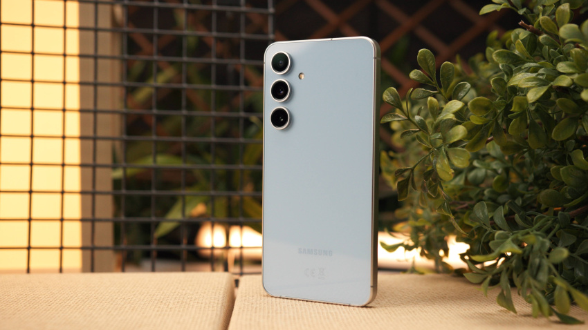 Samsung S25 FE se pojavio na GeekBench-u, jeftiniji model koristi stariji čip