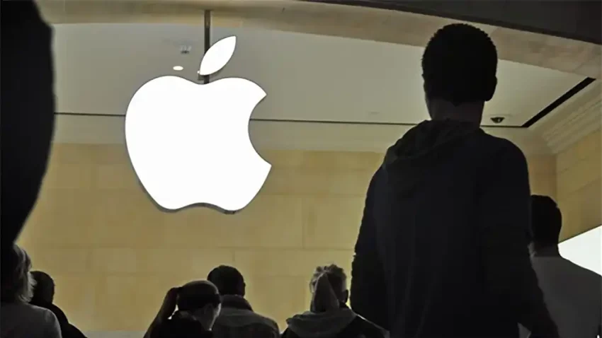 Pada vrednost Apple akcija, prodaja iPhone telefona ne izgleda optimistično: loše vesti za Apple tek stižu