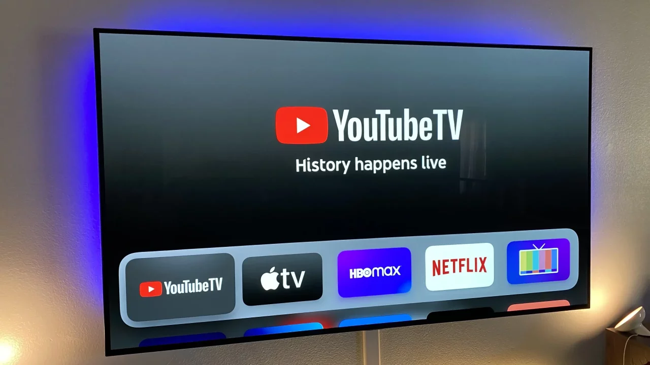 YouTube-se-gleda-na-TV-u-ilus-scaled-e1739364035192.webp