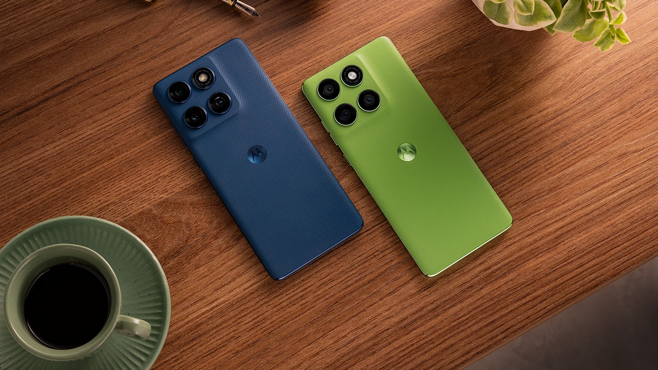 MOTOROLA-EDGE-60-PRO-plavi-i-zeleni-naslovna.webp