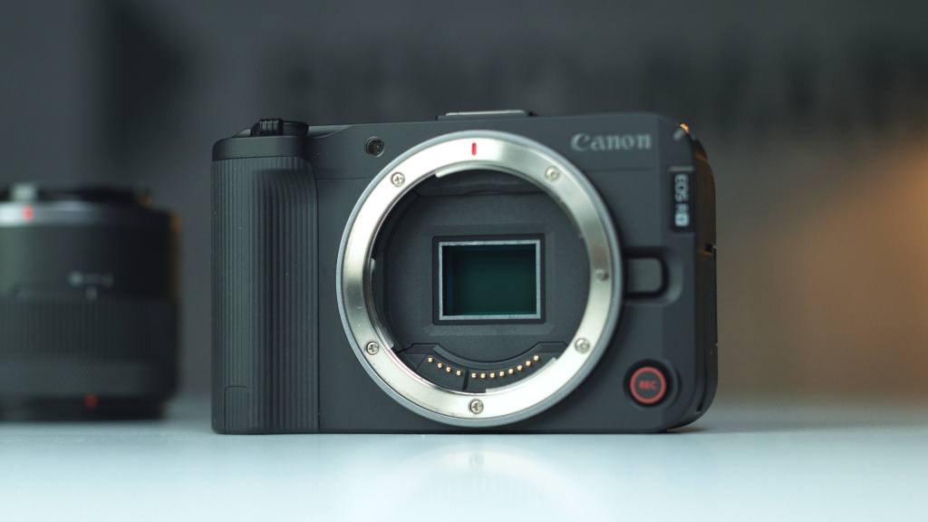 Canon EOS R50 V