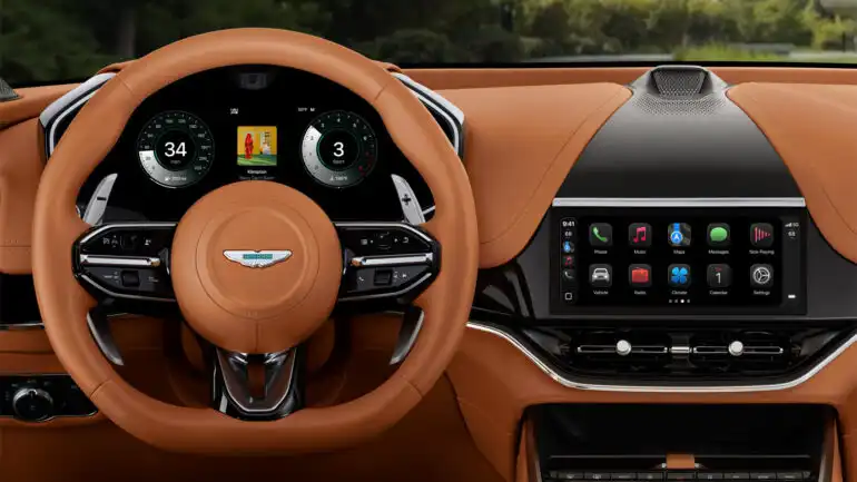 Apple konačno dozvolio gledanje videa u CarPlay-u sa iOS 26, ali samo dok ste parkirani