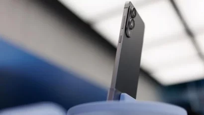 iPhone 17 Air stavljen na čekanje, obeshrabren lošom prodajom Android ultra tankog flegšipa