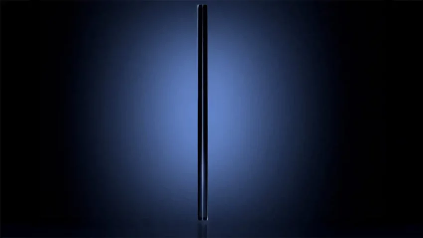 Kratko i jasno, biće to najtanji i najlakši preklopni telefon do sada, najavljuje Samsung svoj najnoviji Galaxy Z Fold 7