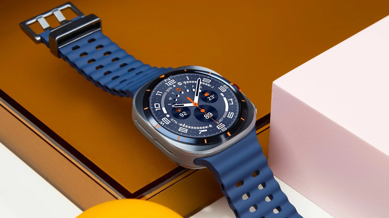 Galaxy-watch-ultra-titanium-naslovna.webp