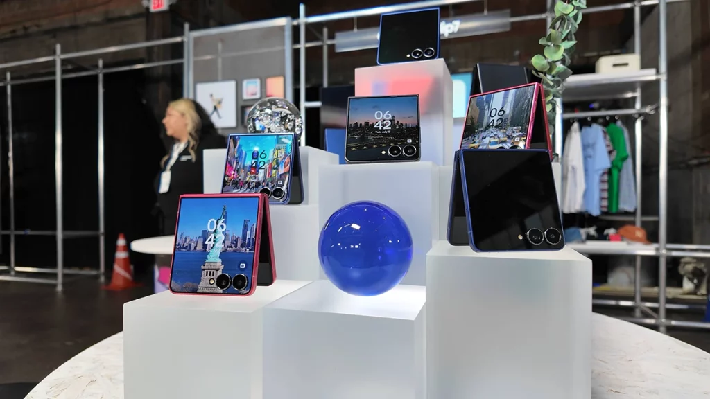Samsung Galaxy Z Flip7 izloženi