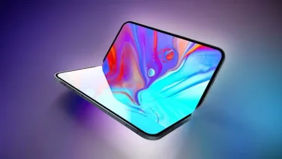 Ekran iPhone-a na preklop bez i najmanjeg nabora, imaće dijagonalu od 7.8-inča