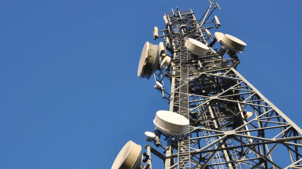 prisluškivanje telefona Android 16