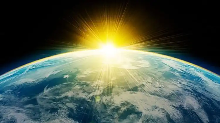 Zemlja se trenutno nalazi na najudaljenijoj tački od Sunca, čak 152 miliona kilometara daleko