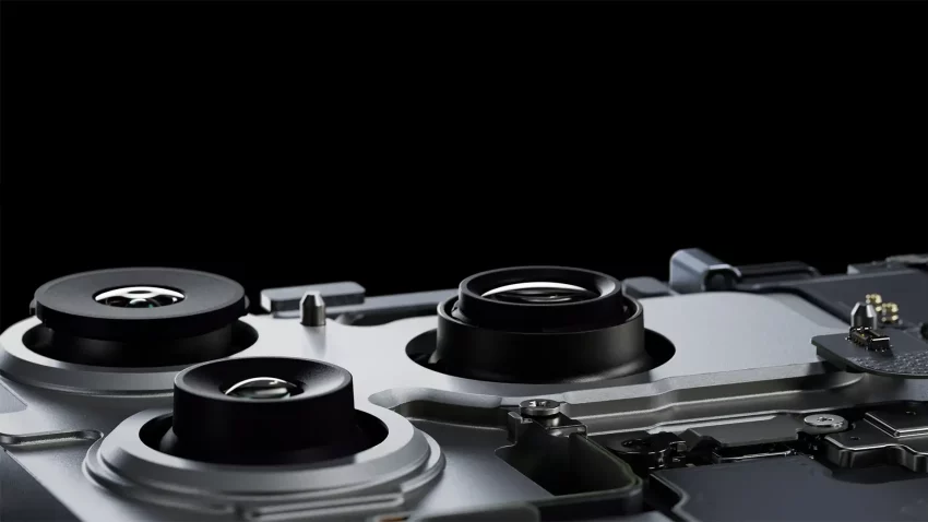 Apple koristi čudnu matematiku, tvrdi da njegova tri sočiva vrede kao osam drugih